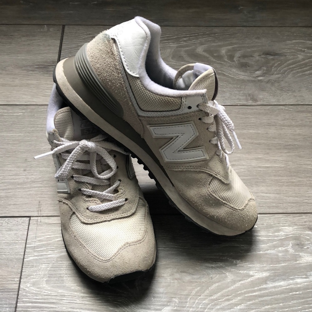 New Balance 574 women’s size 9